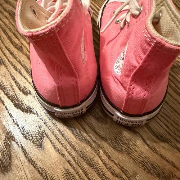 Converse Kids Sneakers in Pink and White - Picture 5 of 9